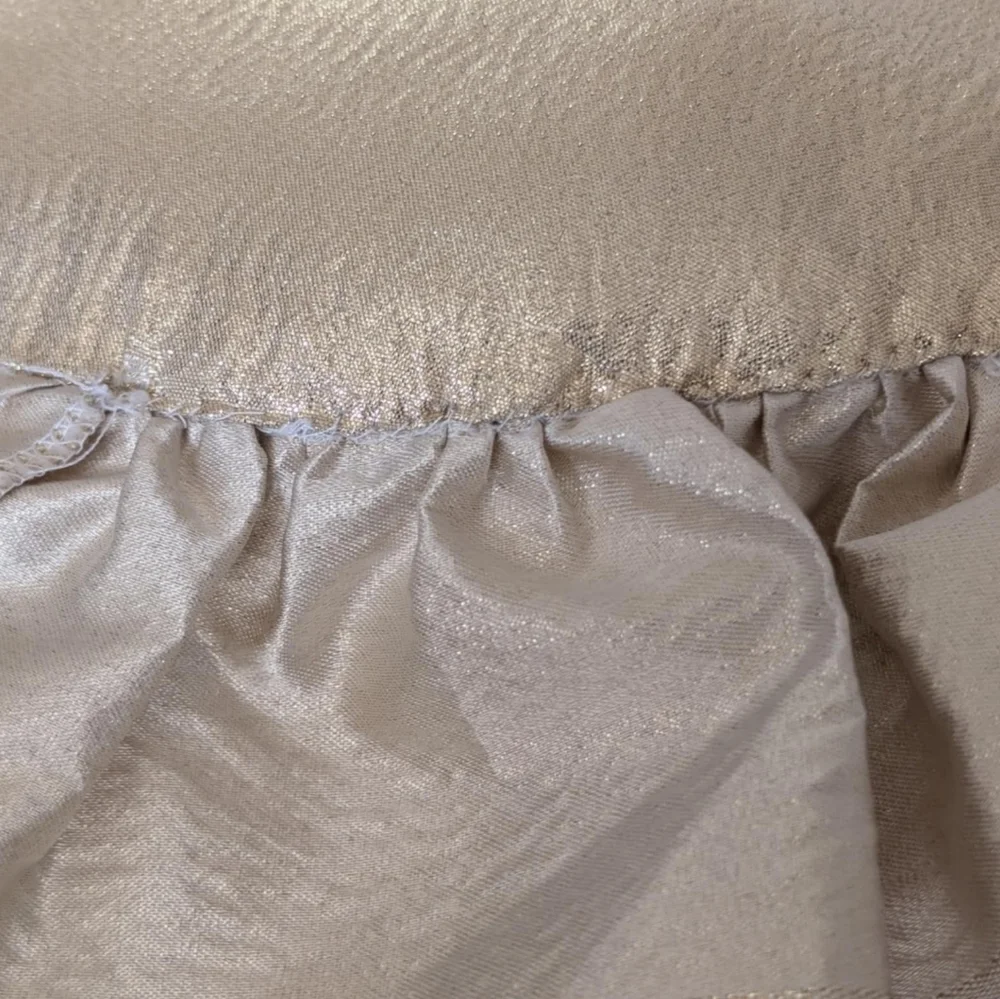 Gold Ruffled 